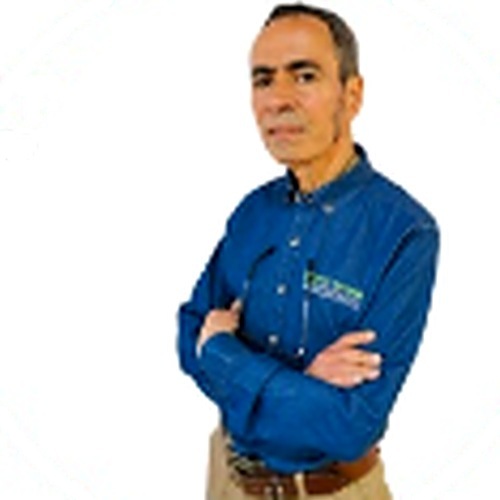 Aarón Velásquez, Jurídica